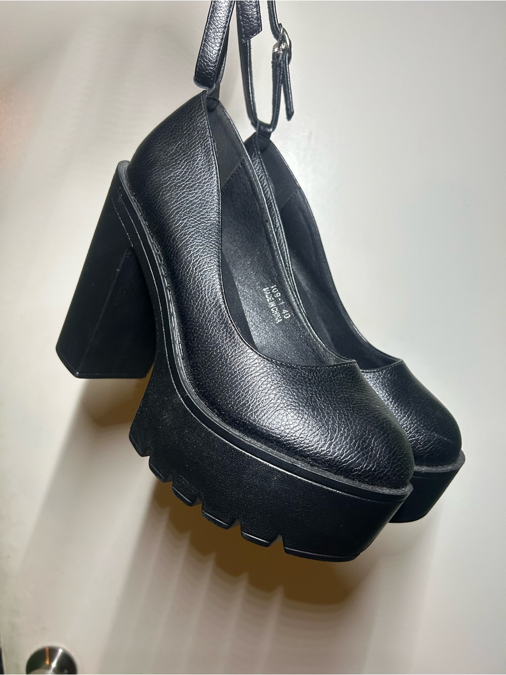 Black Chunky Platform Pump - Women's Heeled Shoe